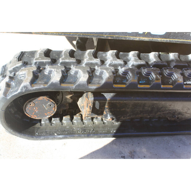 2020 جيه سي بي 19C-1E-46722619