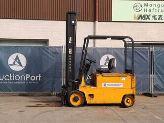 صورة ل رافعات 1989 يال ERC30AG