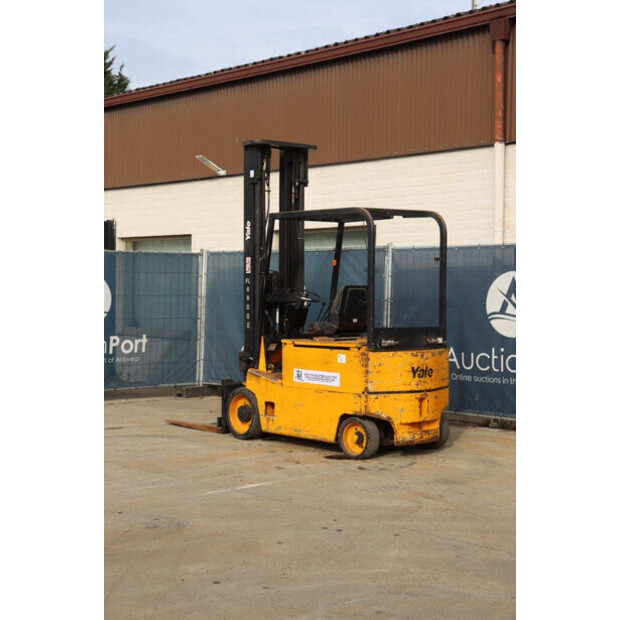 1989 يال ERC30AG-46722631