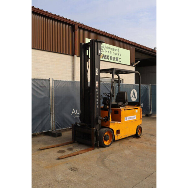 1989 يال ERC30AG-46722636