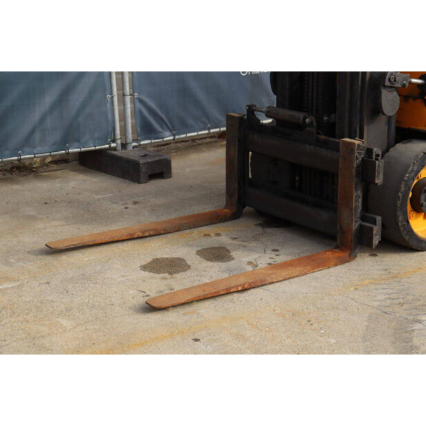 1989 يال ERC30AG-46722637