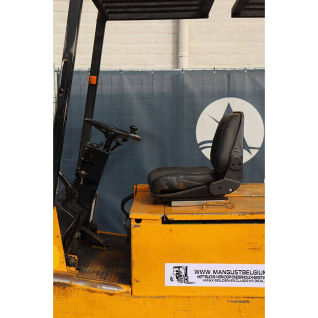 1989 يال ERC30AG-46722647