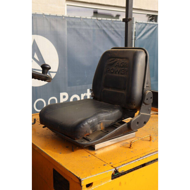 1989 يال ERC30AG-46722648