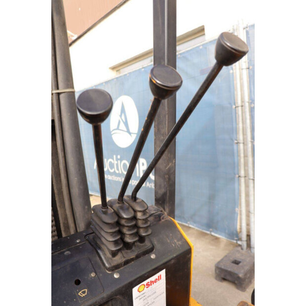 1989 يال ERC30AG-46722654