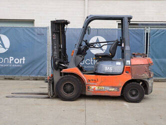 2000-toyota-42-7fgf25-1444491-46722666