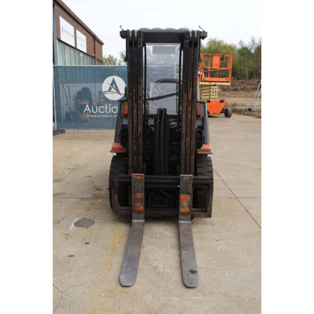 2000 Toyota 42-7FGF25-46722671