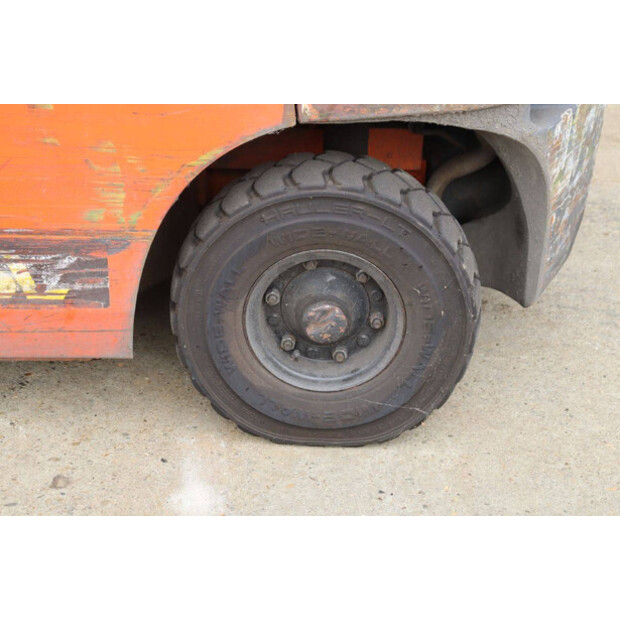 2000 Toyota 42-7FGF25-46722678