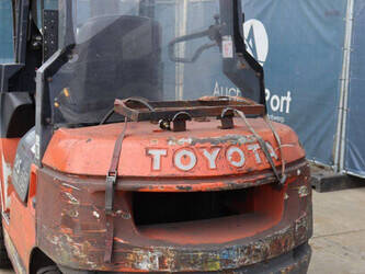 2000-toyota-42-7fgf25-1444491-46722679