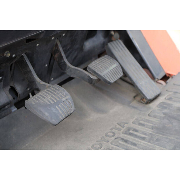 2000 Toyota 42-7FGF25-46722687