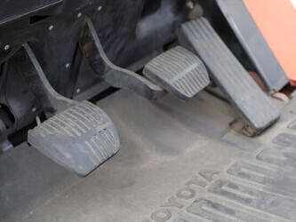 2000-toyota-42-7fgf25-1444491-46722687