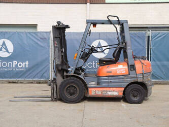 1997-toyota-42-6fgf25-1444494-46722739