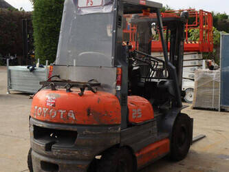 1997-toyota-42-6fgf25-1444494-46722743