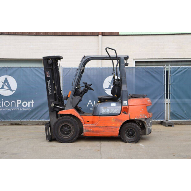 2007 تويوتا 42-7FGF25-46722771