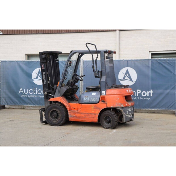 2007 تويوتا 42-7FGF25-46722772