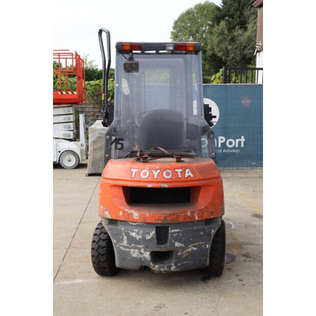 2007 تويوتا 42-7FGF25-46722774