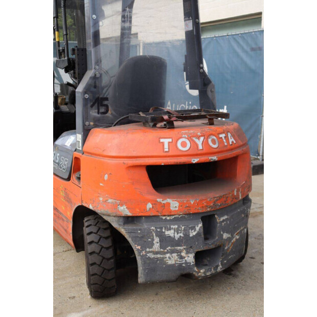 2007 تويوتا 42-7FGF25-46722786