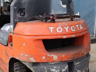 2007-toyota-42-7fgf25-1444495-46722786