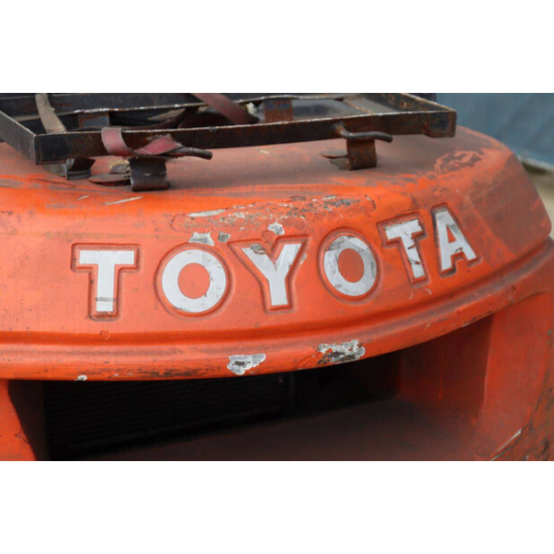 2007 تويوتا 42-7FGF25-46722787