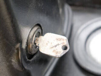 1998-yale-gdp30tf-1444497-46722870