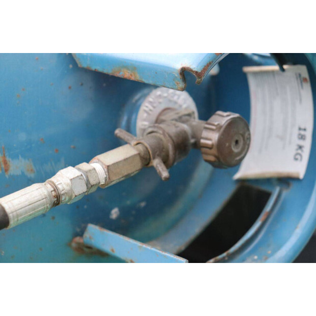 1992 ميتسوبيشي FG15-46722898