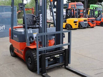 2023-vmax-cpcd20-1444503-46723061