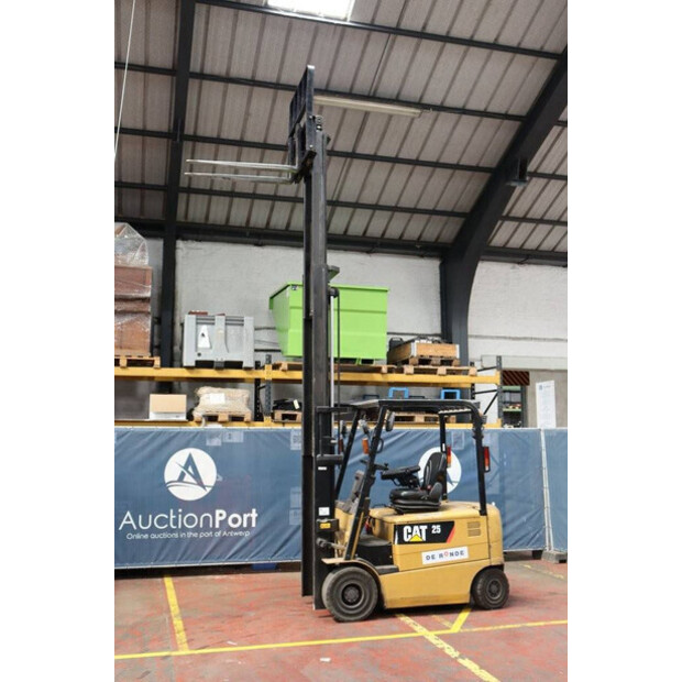 2010 كاتربيلر EP25K-PAC-46723257