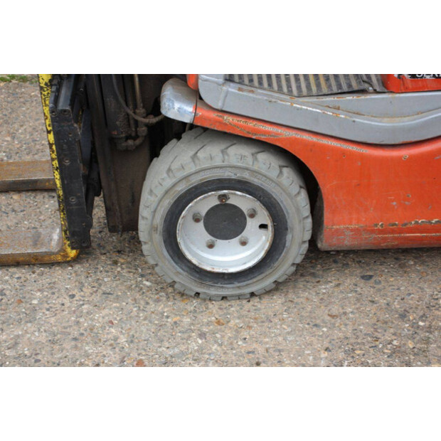 2005 BT C3E200-46723272