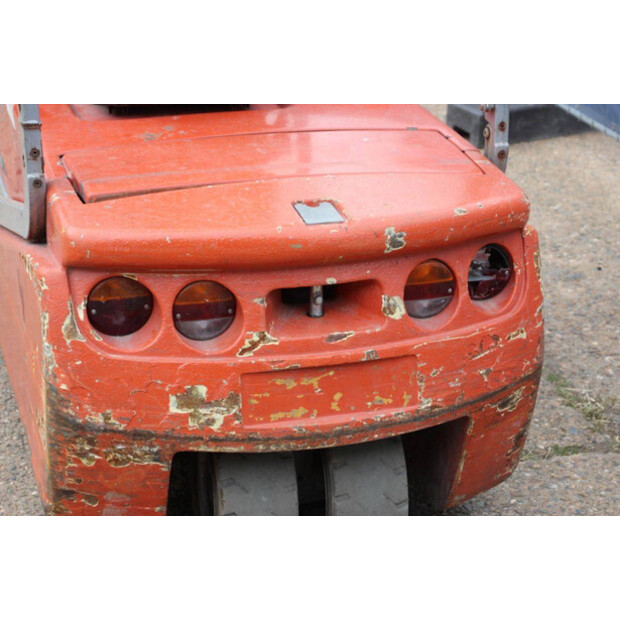 2005 BT C3E200-46723273