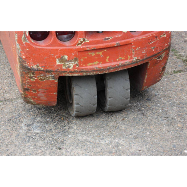 2005 BT C3E200-46723274