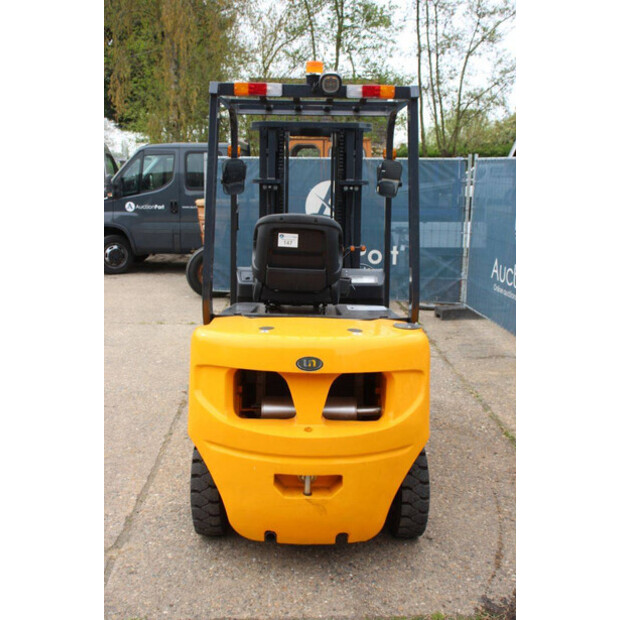 يونيكاريرز N25-46723291