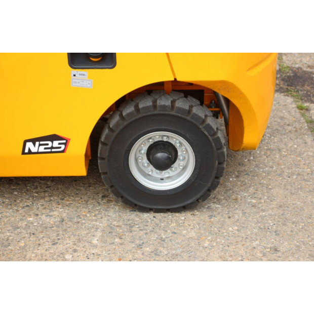 يونيكاريرز N25-46723302