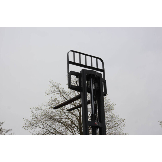 يونيكاريرز N25-46723318