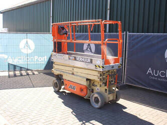 2006-jlg-2030es-1444514-46723400