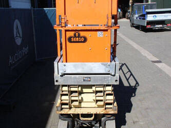 2006-jlg-2030es-1444514-46723404