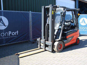 2015-linde-e25-01-1444515-46723431