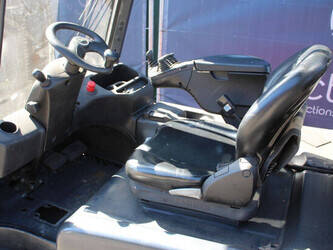 2015-linde-e25-01-1444515-46723445