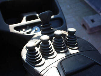 2015-linde-e25-01-1444515-46723448