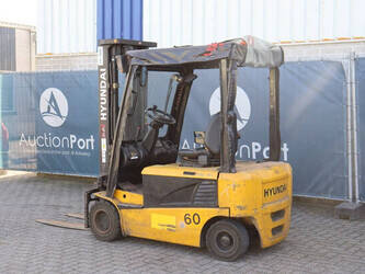 2011-hyundai-20b-7-1444517-46723489