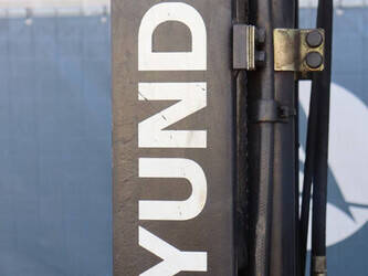 2011-hyundai-20b-7-1444517-46723501