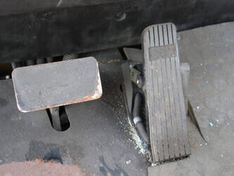 2011-hyundai-20b-7-1444517-46723509