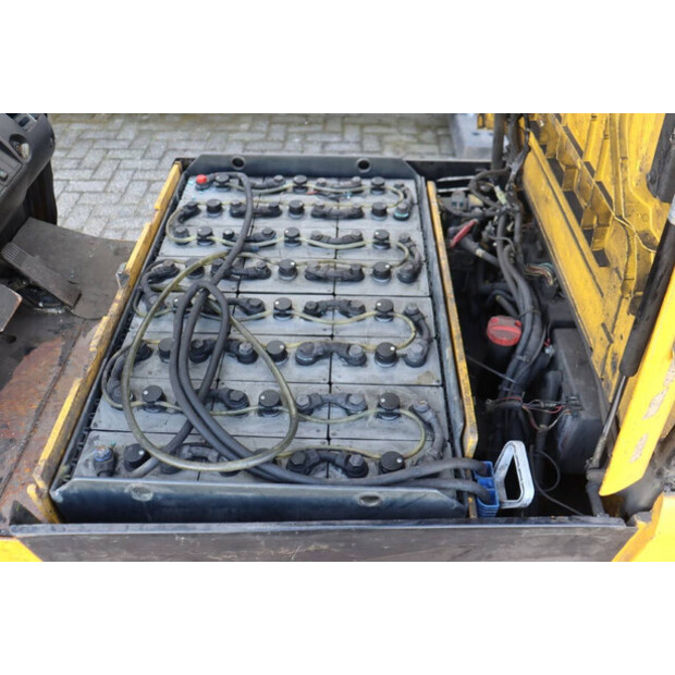 2011 Hyundai 20B-7-46723514