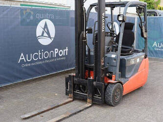 2012-toyota-8fbet16-1444518-46723526