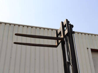 2012-toyota-8fbet16-1444518-46723546