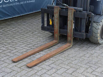 2006-still-r60-30-1444519-46723556