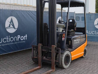 2003-still-r60-30-1444521-46723627