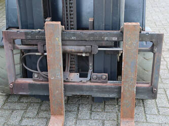 2003-still-r60-30-1444521-46723630