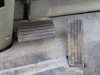 2003-still-r60-30-1444521-46723640