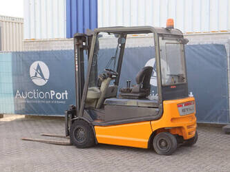 2002-still-r60-30-1444525-46723700