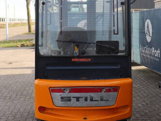 2002-still-r60-30-1444525-46723702