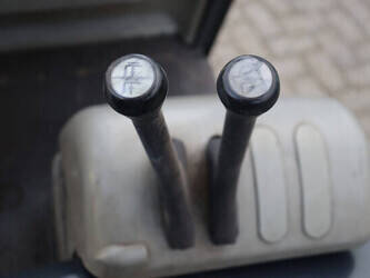 2002-still-r60-30-1444525-46723721